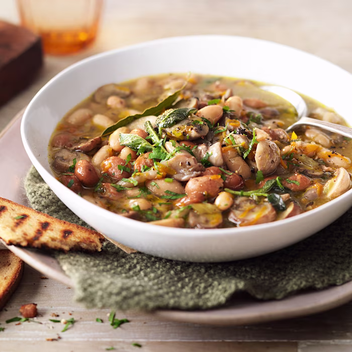 Hearty Bean & Mushroom Stew
