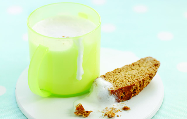 Biscotti with Babyccino