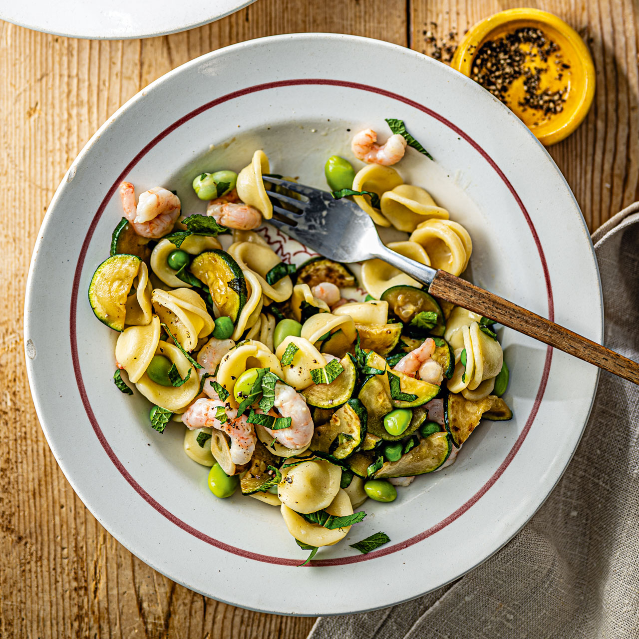 Herby Orecchiette with Prawns 
