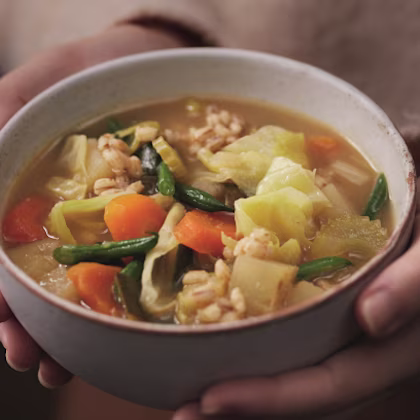 Nanna’s veggie barley soup