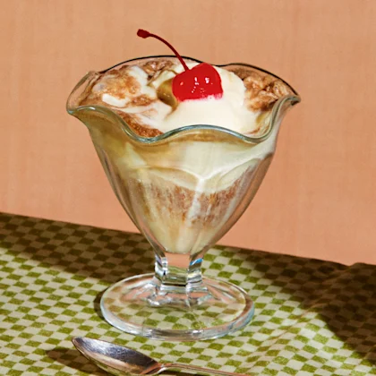 Soft Cherry Cola Float