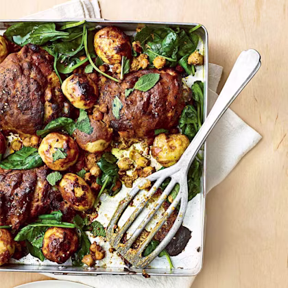 Spicy chicken, chickpea and potato bake