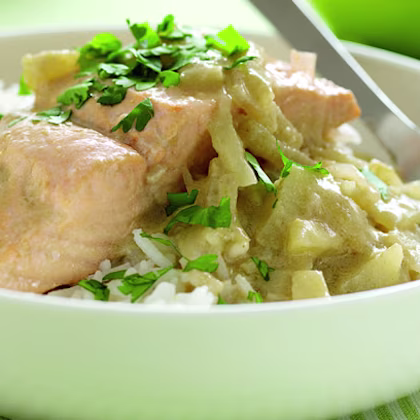 Green Fish Curry with Coconut Milk & Bramley Apples