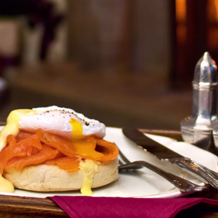 Eggs Royale