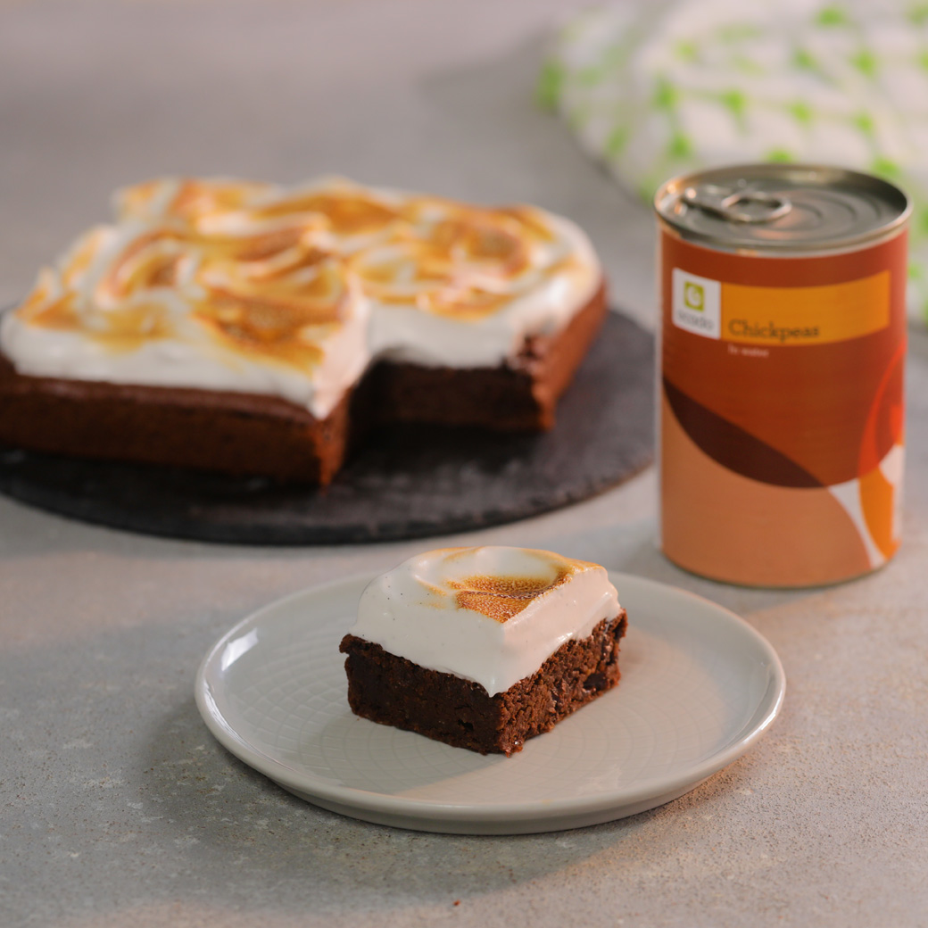 Chickpea Brownies with Aquafaba Meringue