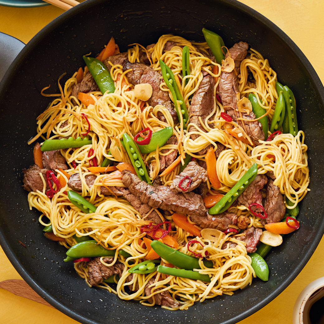 Beef Noodle Stir-fry with Sugar Snaps and Carrots