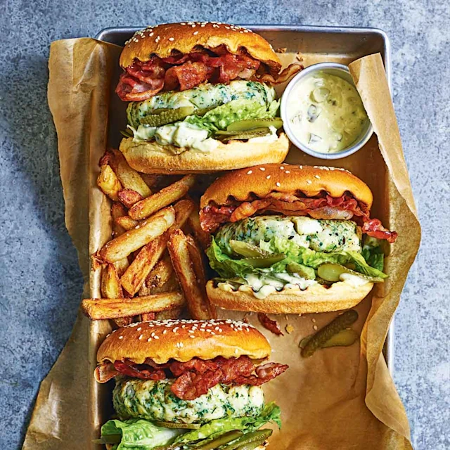 Cod and prawn burger with crispy pancetta