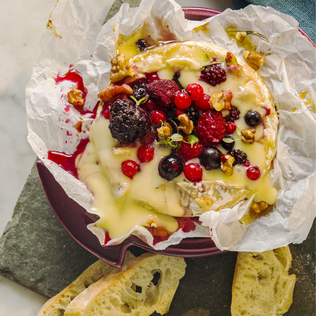 Baked Berry Camembert