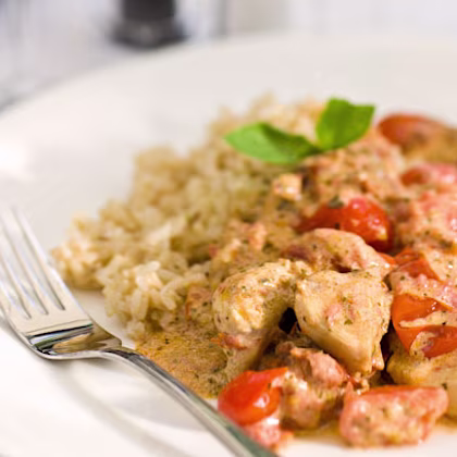 Chicken with Crème Fraîche and Cherry Tomatoes