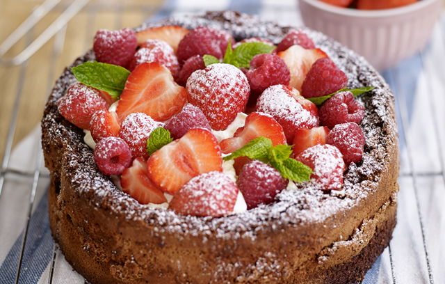 Chocolate Cake with Strawberries - Gluten free