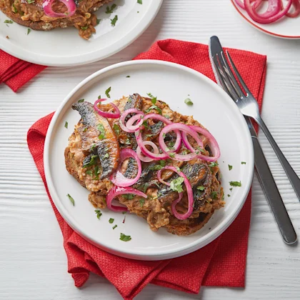 Cajun-spiced Refried Beans on Toast