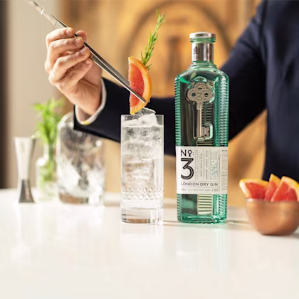 Rosemary and Pink Grapefruit G&T