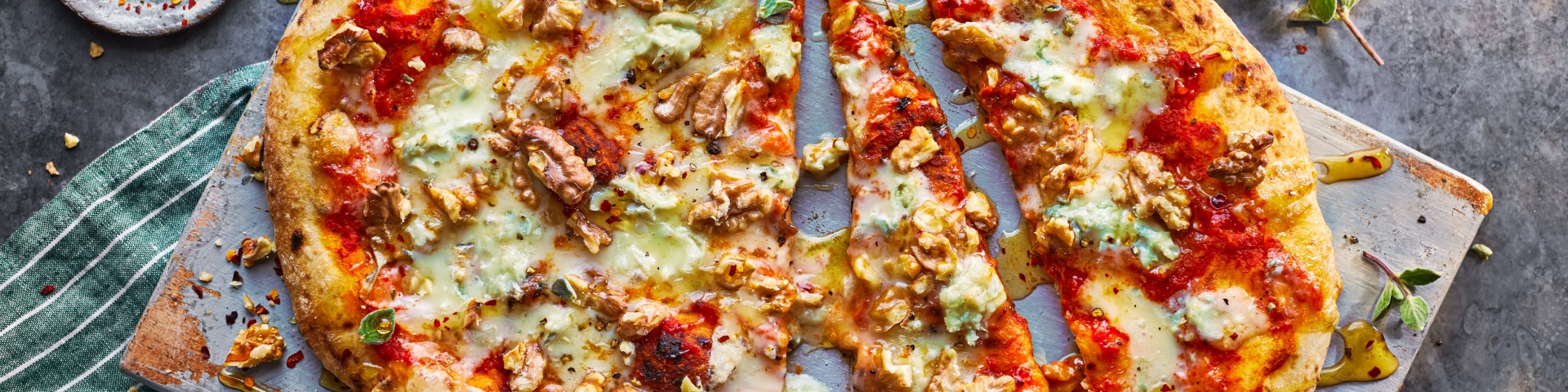 £14 Pizza Night In (Serves 2)