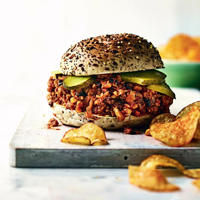 Sloppy joes with celeriac, mushrooms and cider