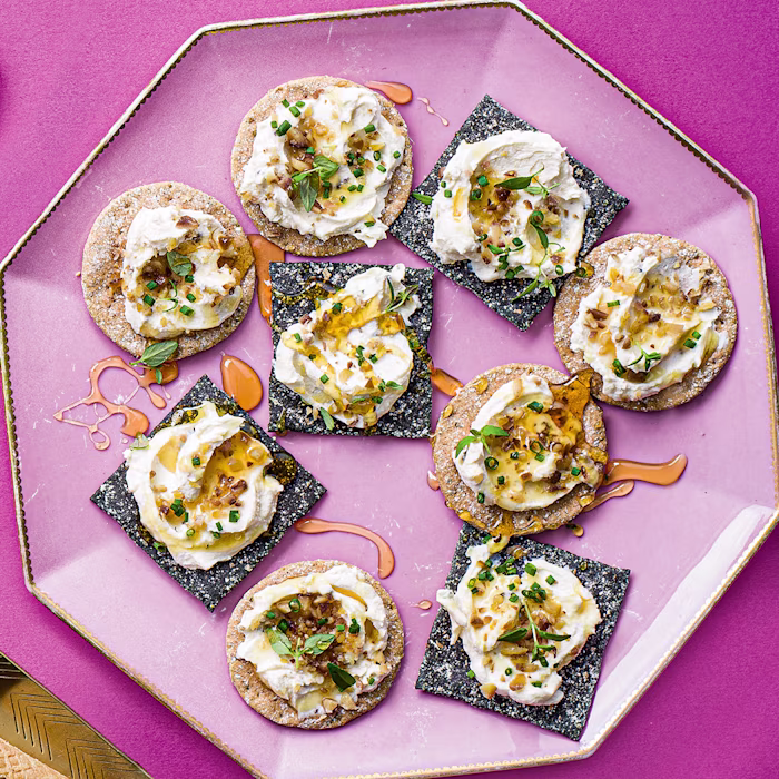 Crispbreads with Truffle Cream Cheese