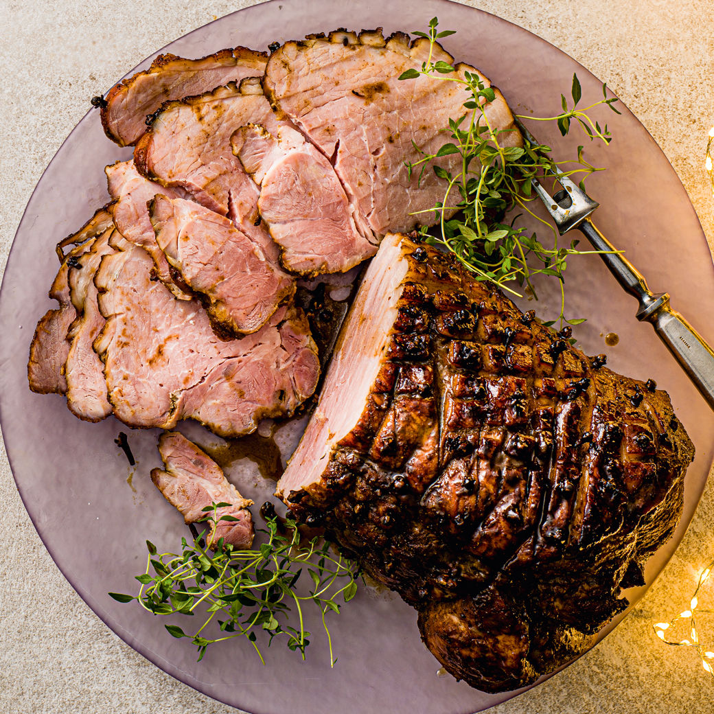 Spiced Ginger Ale and Molasses Ham