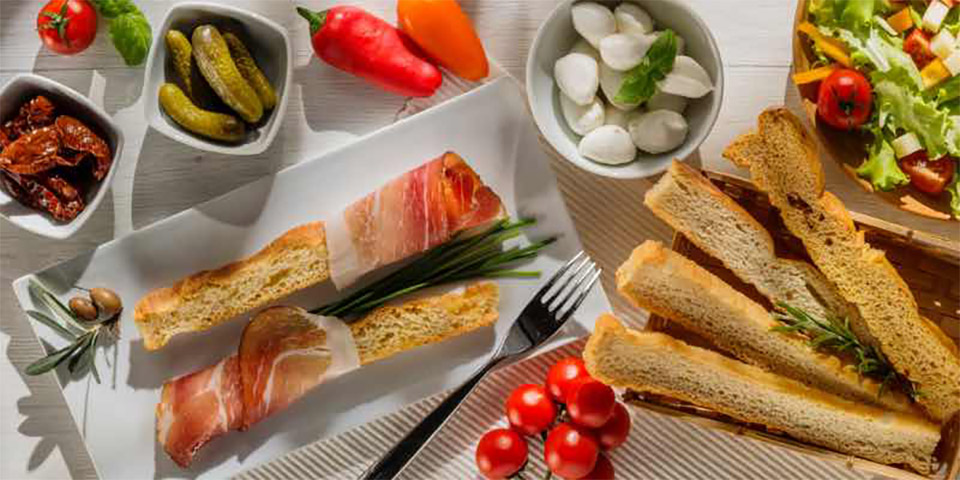 Antipasti, Sott'Oli & Olives