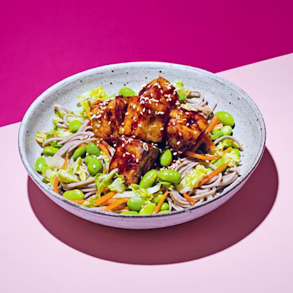 Chilli-Garlic Paneer with Noodles