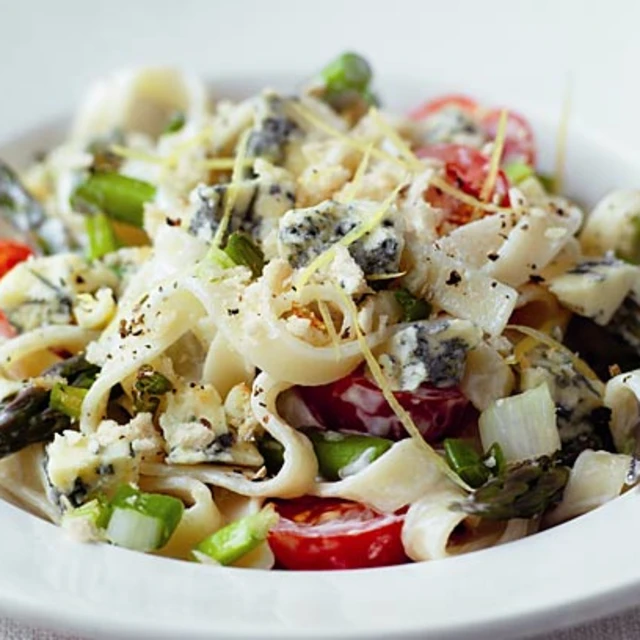 Stilton, Asapargus and Cherry Tomato Tagliatelle