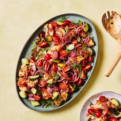 Middle Eastern-style tomato and cucumber panzanella