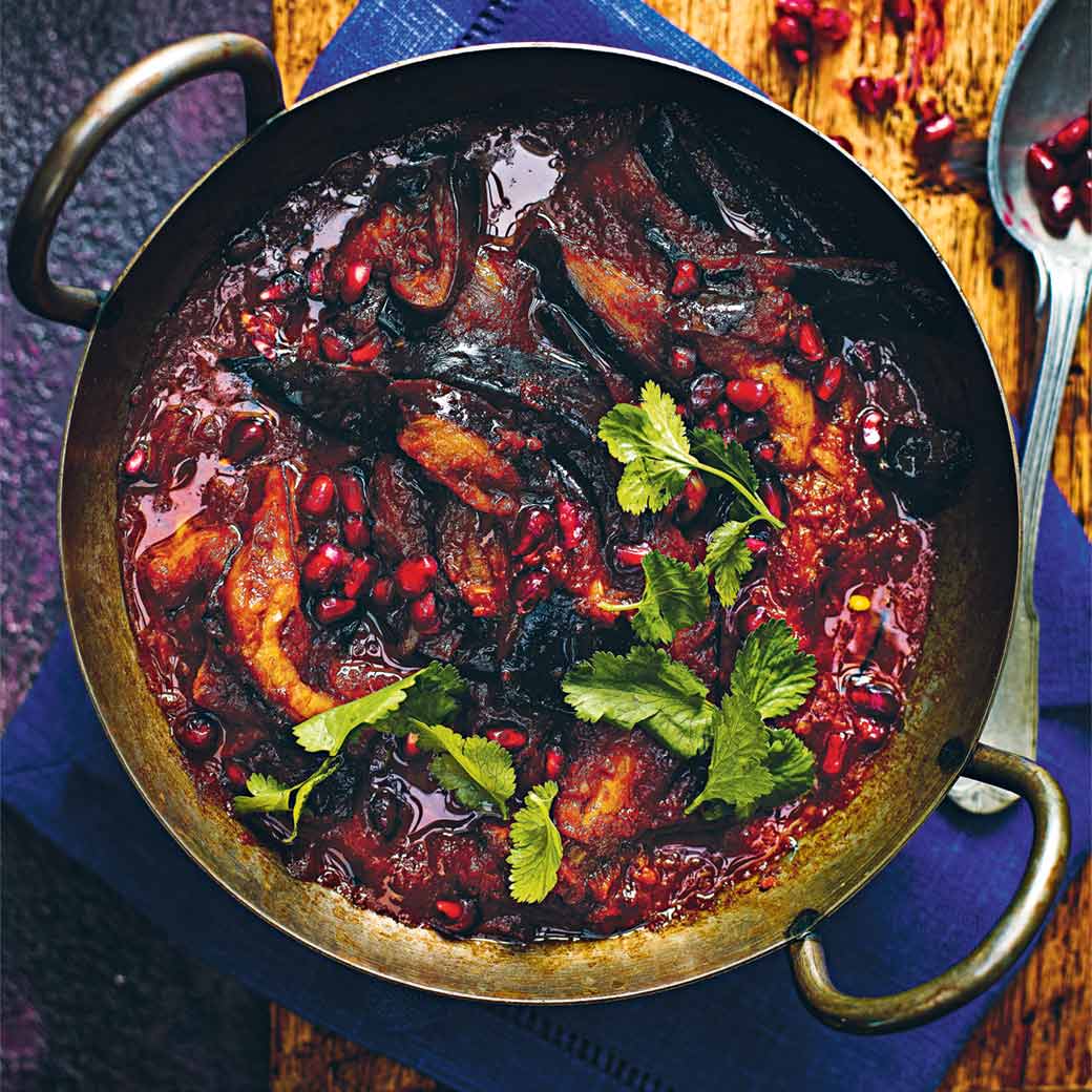 Aubergines Braised in Tomato and Tamarind Sauce