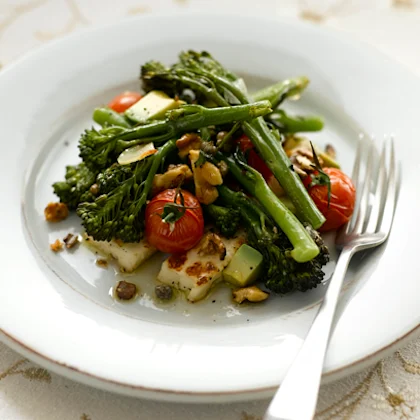 Roasted Tenderstem® Broccoli, Halloumi and Cherry Tomato Salad