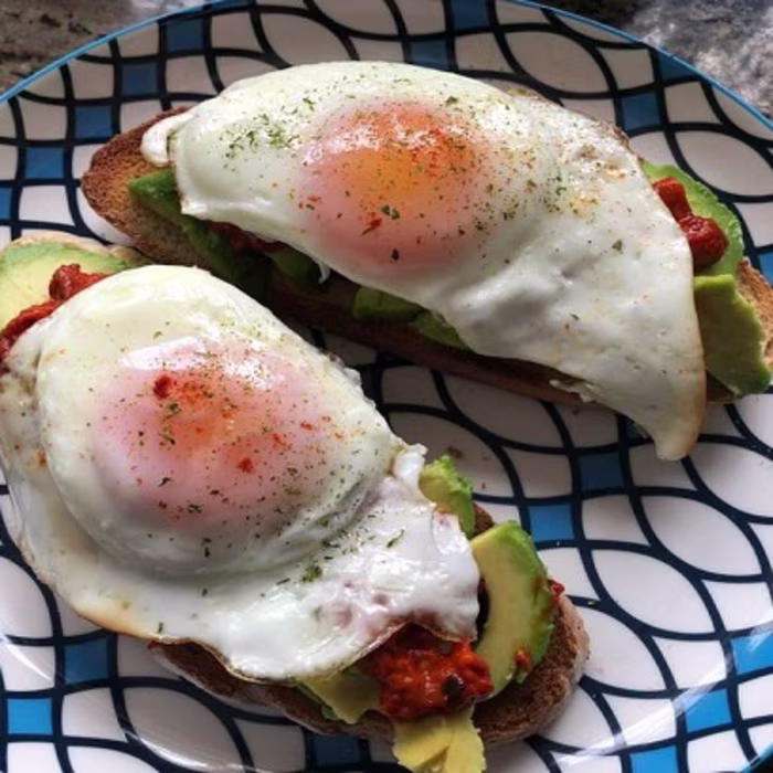 Ayvar, Avocado with Eggs