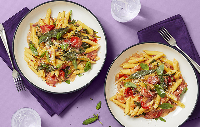 10-Minute Tomato Pasta