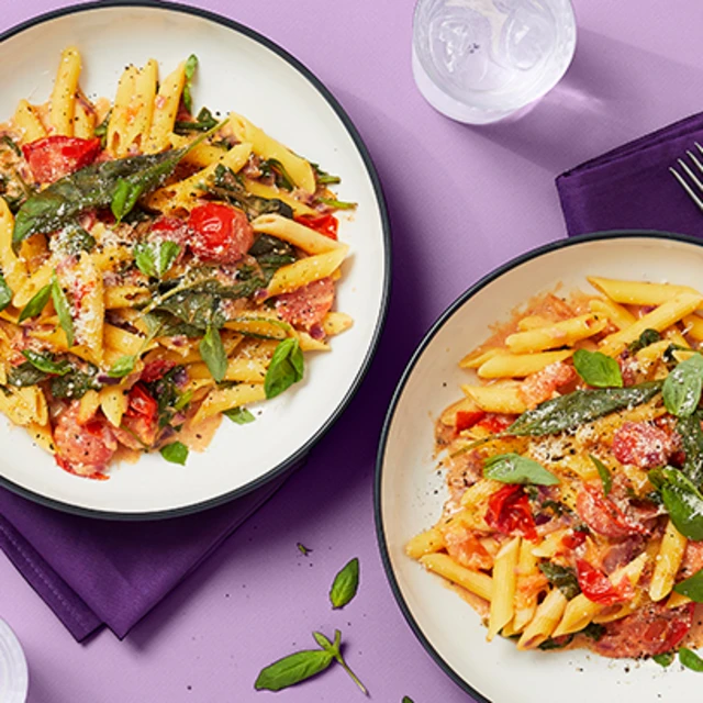 10-Minute Tomato Pasta