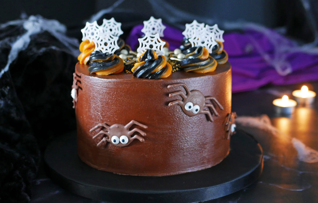 Spooktacular Halloween Spider Cake