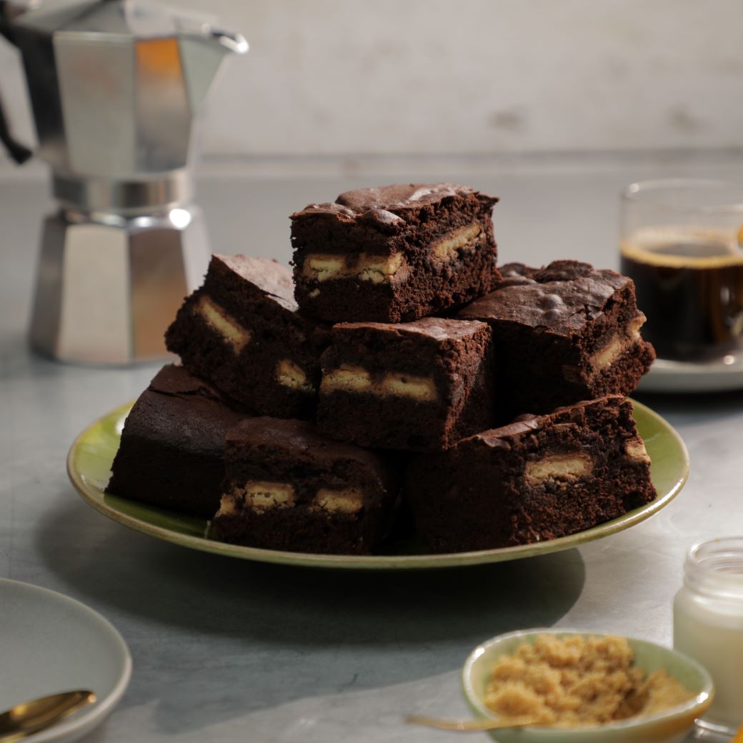 Chocolatey, Biscuity Brownie Bites
