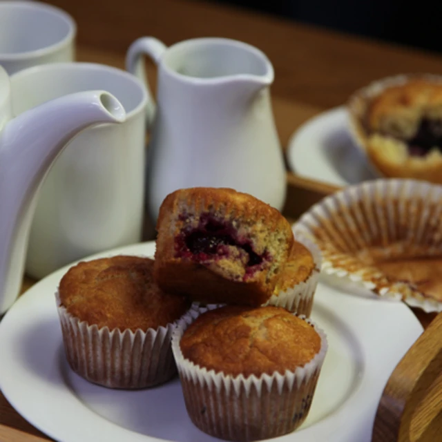 Blackberry and Apple Muffins