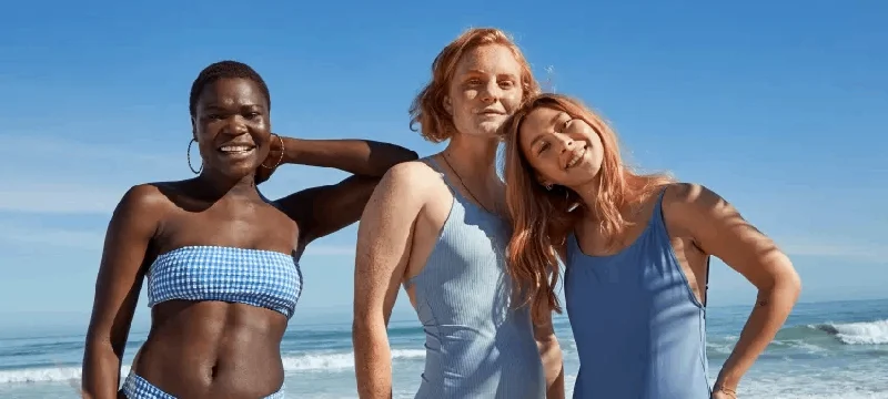 Portrait of women on the beach