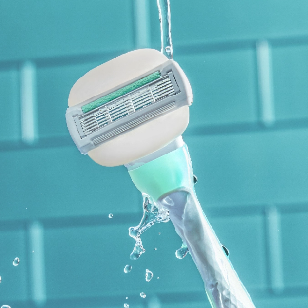 Venus（ヴィーナス）　XL Venus Summer Surf Smooth & Scented Handle Disposable Razors, 3