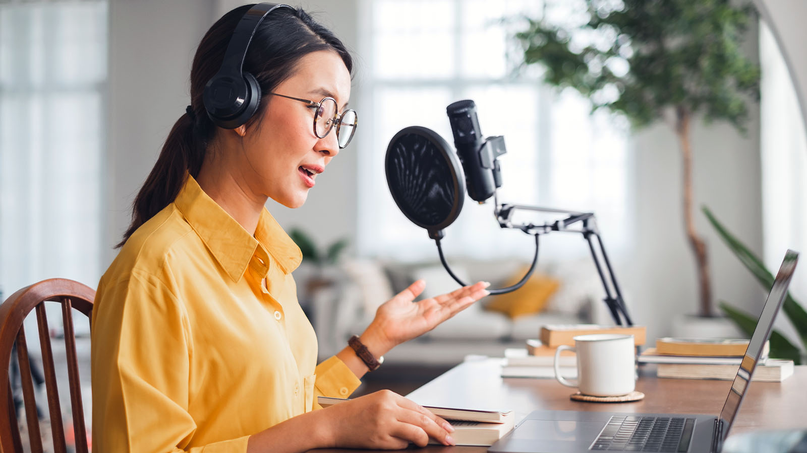 Best microphone 2025 headset for webinars