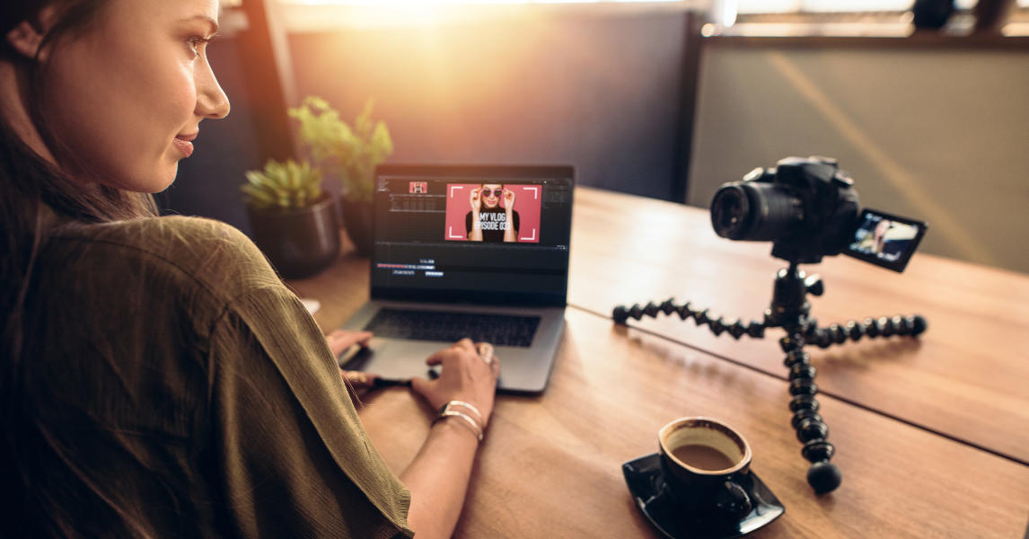 6 ways to grow and start a business on YouTube | Podia