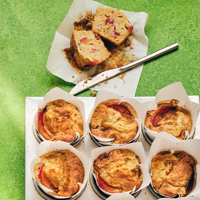 Peach & Soured Cream Muffins