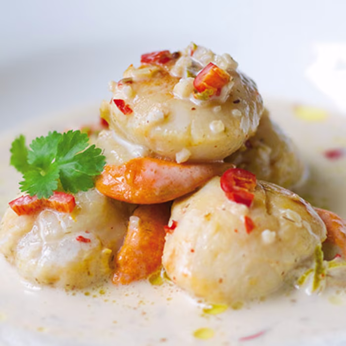 Scallops in Coconut and Chilli Broth