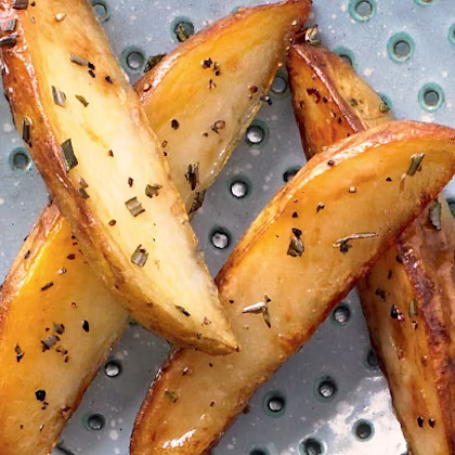 Chunky Garlic and Rosemary Potato Wedges
