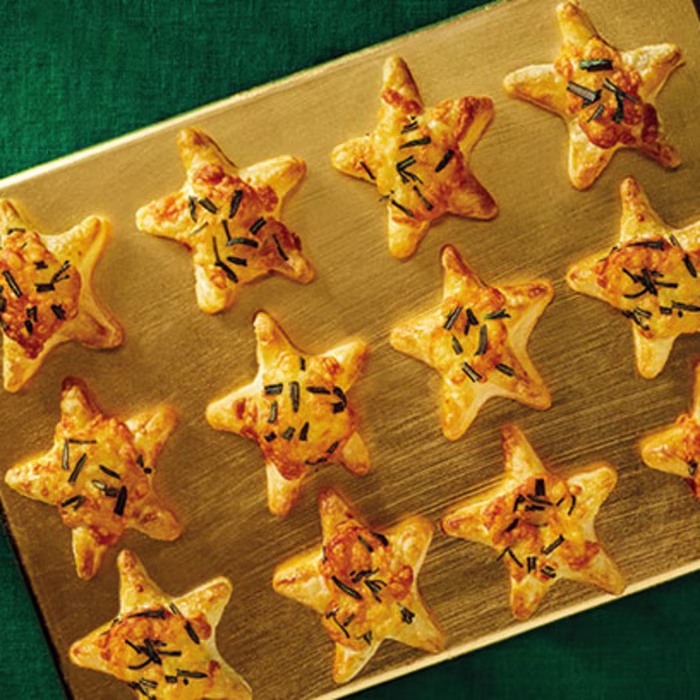Cheese and Rosemary Stuffed Pastry Stars