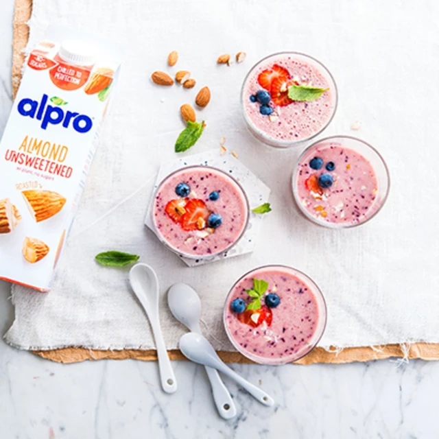 Almond Berry Smoothie