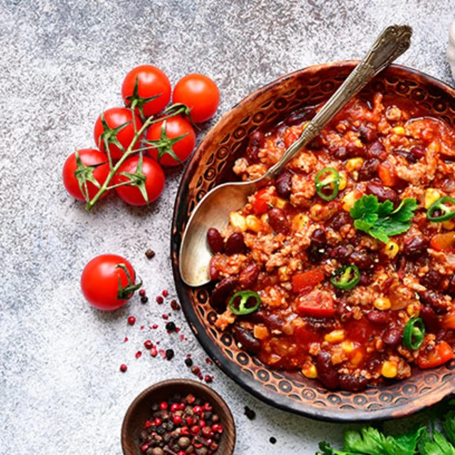 Mixed Bean Chilli and Flatbreads
