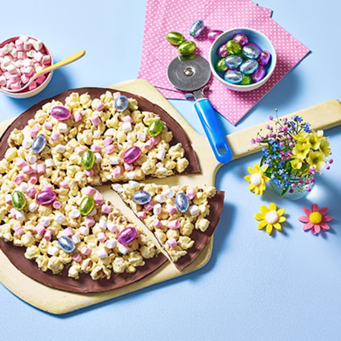 Chocolate Popcorn Pizza
