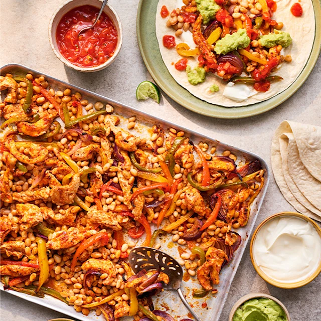 Chicken & Bean Fajita Traybake