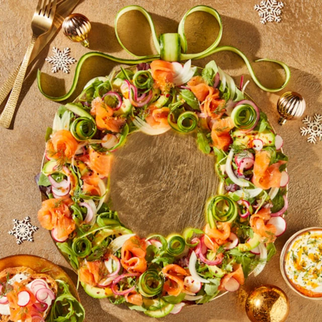 Smoked Salmon Salad Wreath