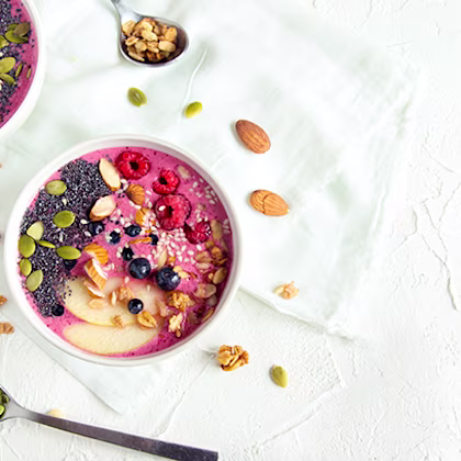 Berry and Kefir Smoothie Bowl