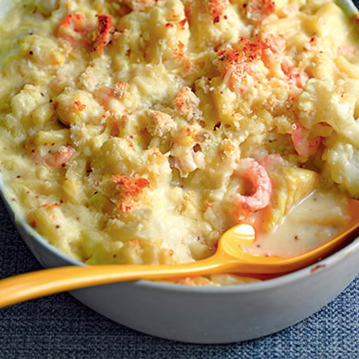Macaroni and Cauliflower Cheese Bake with Seafood