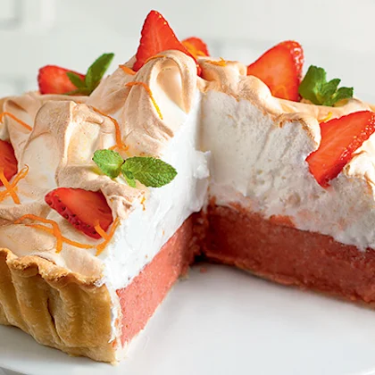 Pimm's Strawberry Meringue Pie