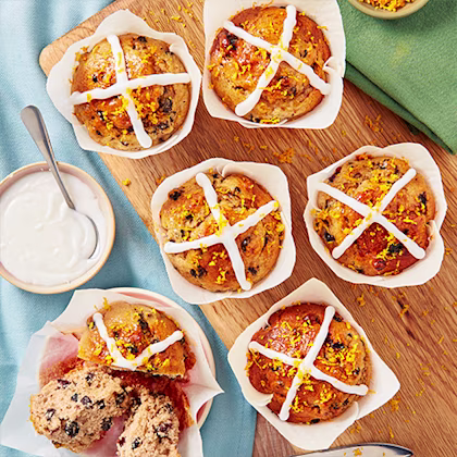 hot cross bun muffins