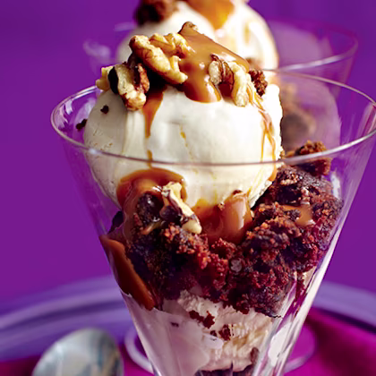 Christmas Cake Sundae